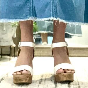 Report White Leather Strap Sandals - Size 10